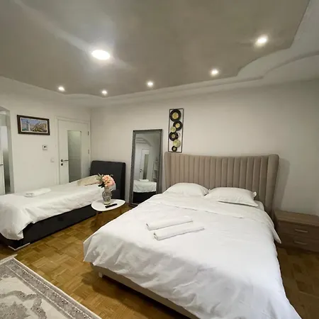 Nlux - Free Parking Апартаменты