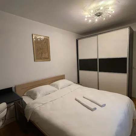 Nlux - Free Parking Apartmán Sarajevo